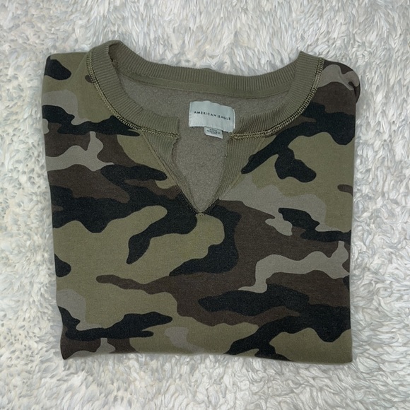 AE crewneck top - Picture 2 of 7